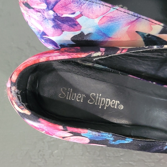 Sliver Slipper size 11 floral print - Picture 3 of 4